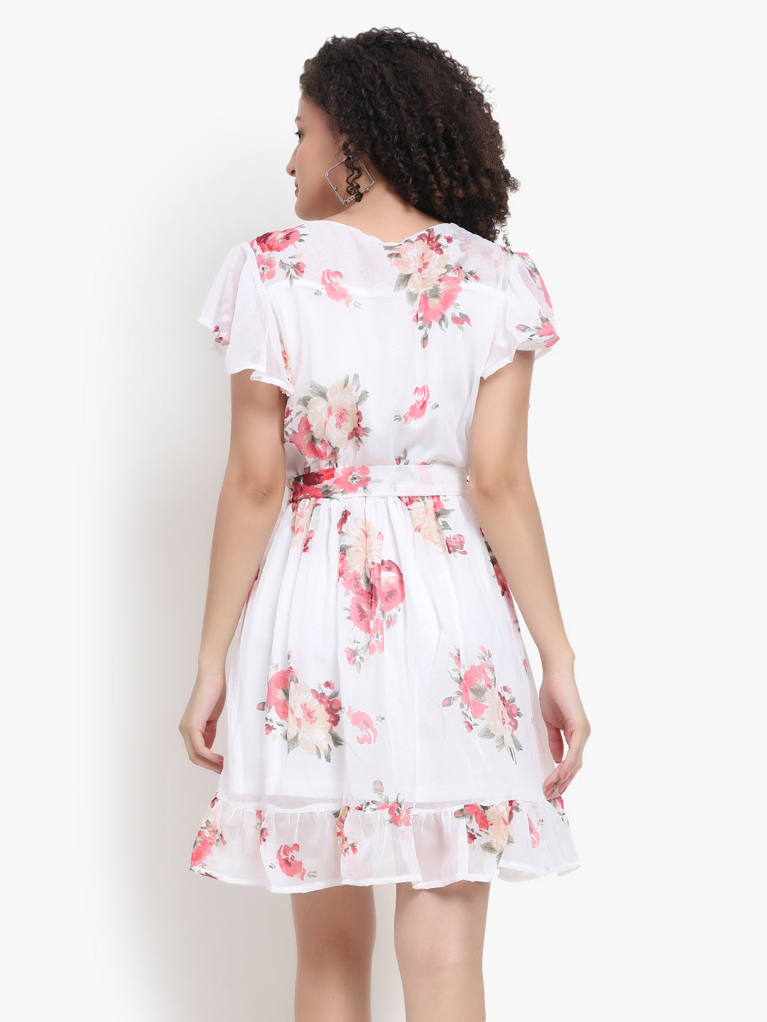 Vestido cruzado con estampado floral: una combinación perfecta de elegancia y comodidad