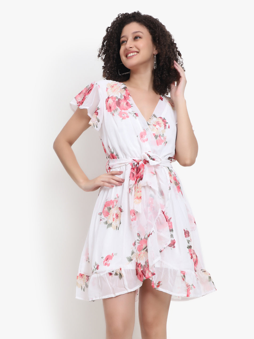 Vestido cruzado con estampado floral: una combinación perfecta de elegancia y comodidad