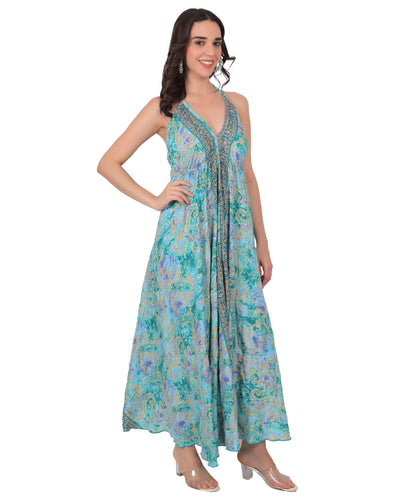 vestido de seda estampado paisley